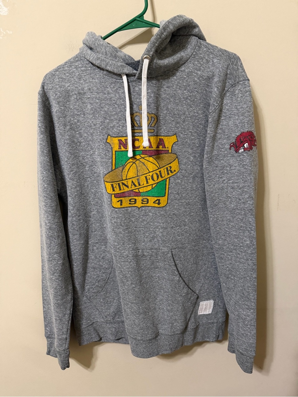 Retro Brand Arkansas Razorbacks Gray NCAA Final Four 1994 Pullover Hoodie medium